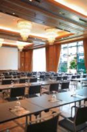Hotel Pullman Stuttgart Fontana