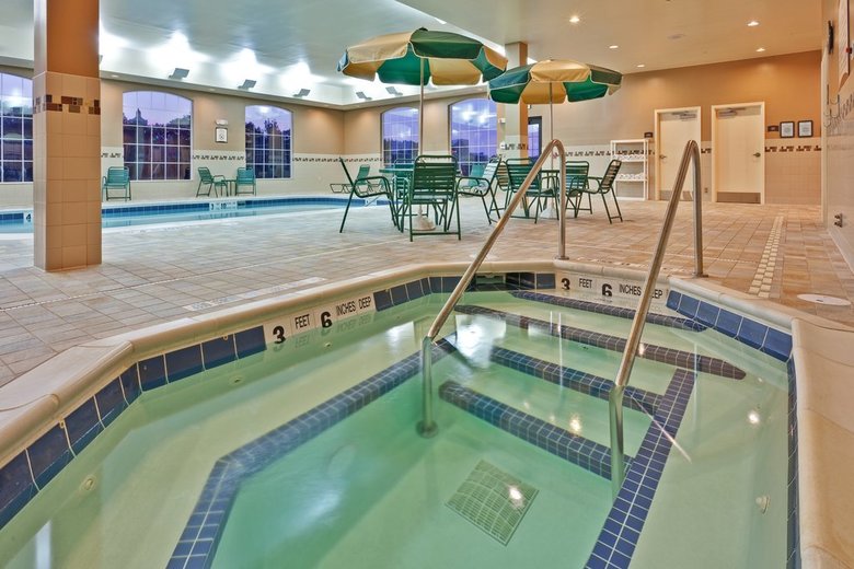 Hotel Staybridge Suites Rochester University