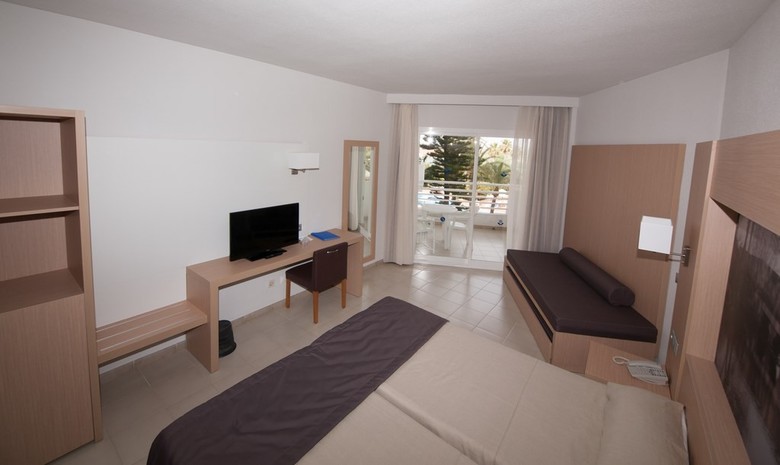 Hotel Eix Lagotel