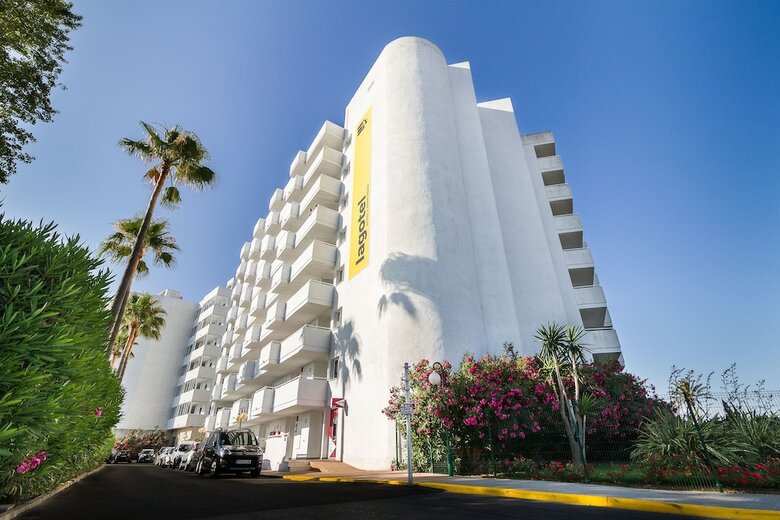 Hotel Eix Lagotel