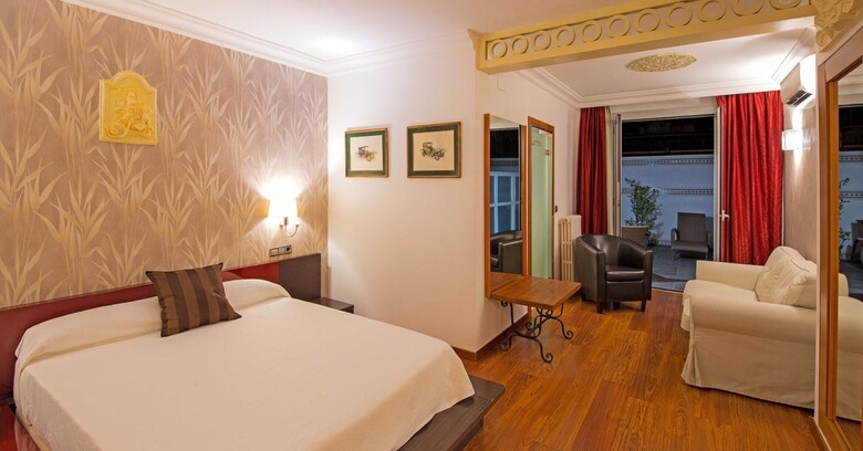 Hotel President