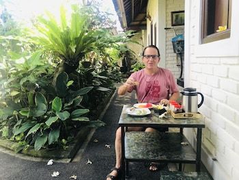 Residencia Dana Guesthouse Bali