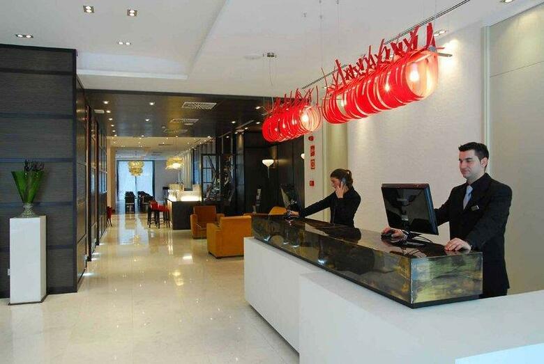 Hotel Grupotel Gran Via 678