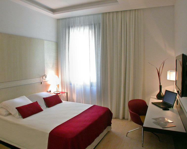 Hotel Grupotel Gran Via 678