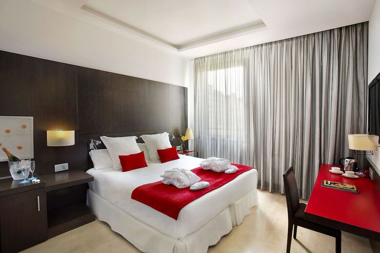 Hotel Grupotel Gran Via 678
