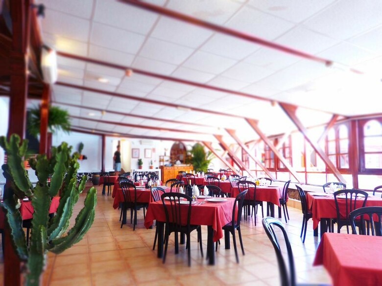 Apartamentos Bungalows Castillo Beach