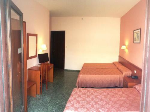 Hotel Cuatro Naciones