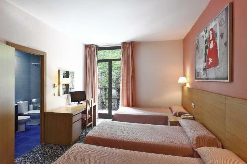 Hotel Cuatro Naciones