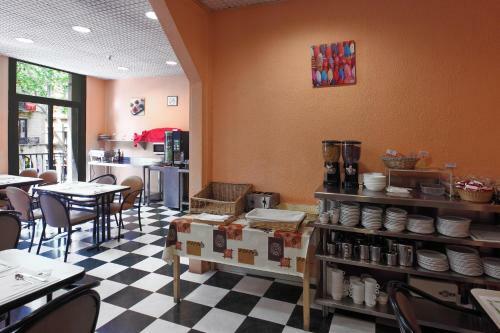Hotel Cuatro Naciones