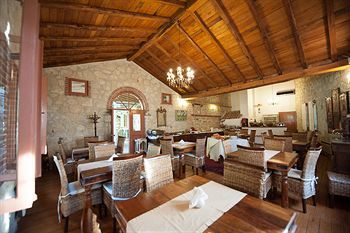 Petrino Suites Hotel