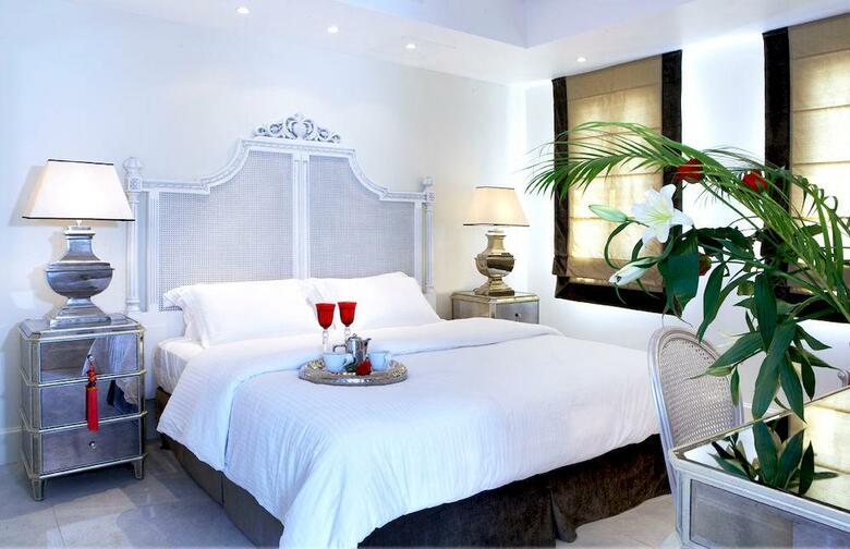 La Residence Mykonos Hotel Suites