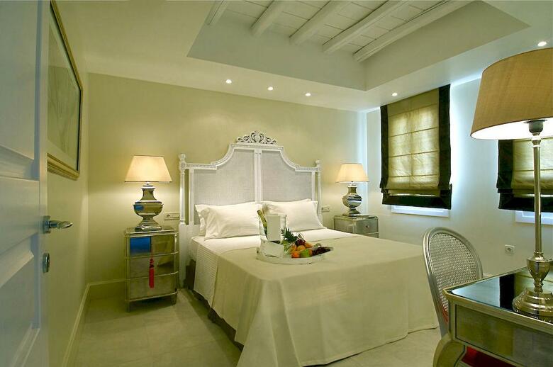 La Residence Mykonos Hotel Suites