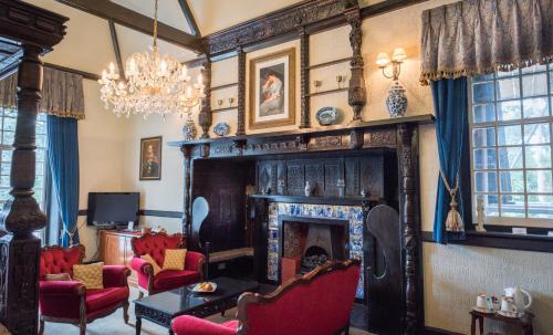Langtry Manor Hotel