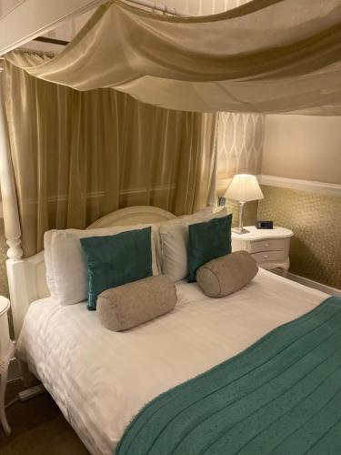Langtry Manor Hotel