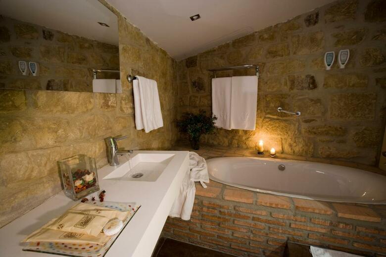 Hotel Senorio De Brinas