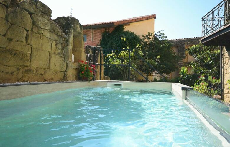 Hotel Senorio De Brinas