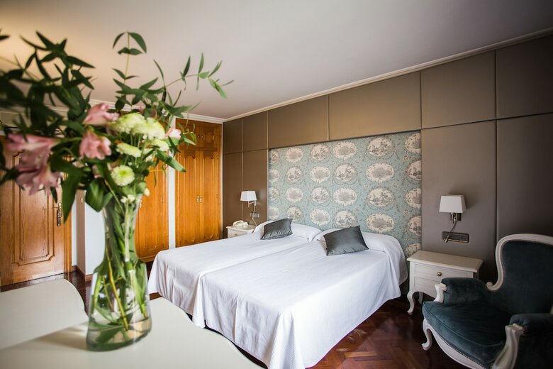Hotel II Virrey