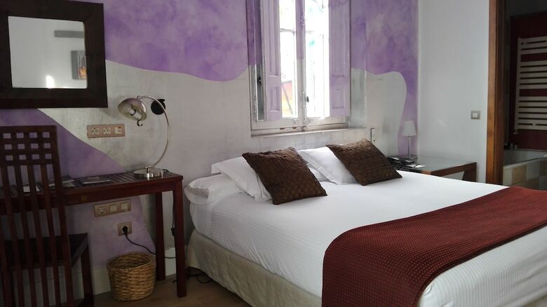 Hotel Monumento Mas Passamaner