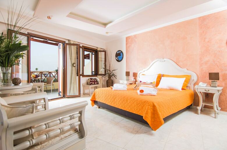 Smaragdi Hotel