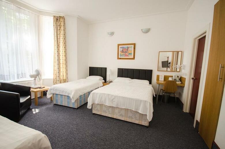 Adria Hotel