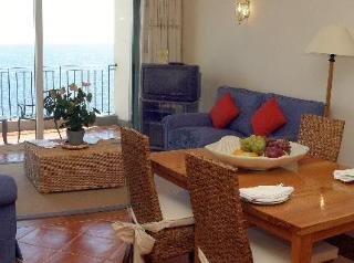 Hotel Albatroz Beach & Yacht Club