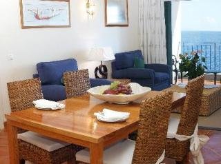 Hotel Albatroz Beach & Yacht Club