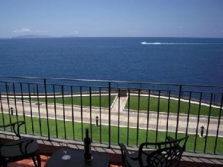 Hotel Albatroz Beach & Yacht Club