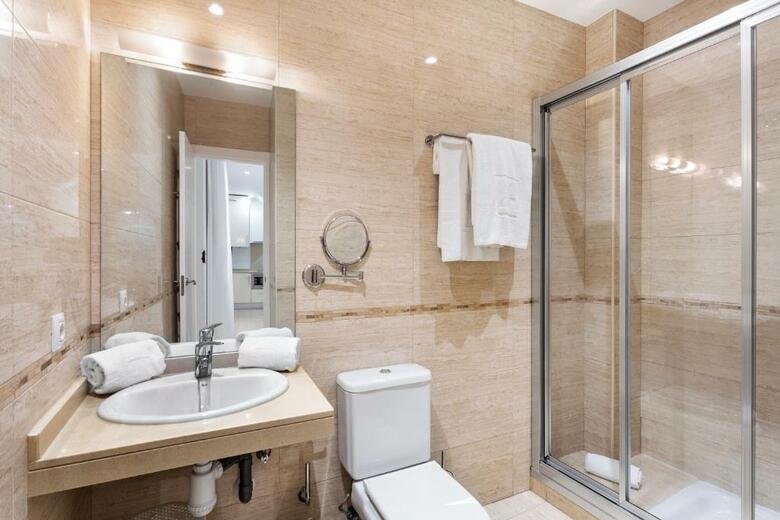 Apartamentos Metr�polis Sevilla