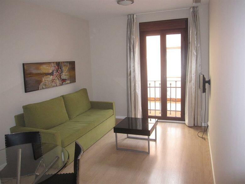 Apartamentos Metr�polis Sevilla