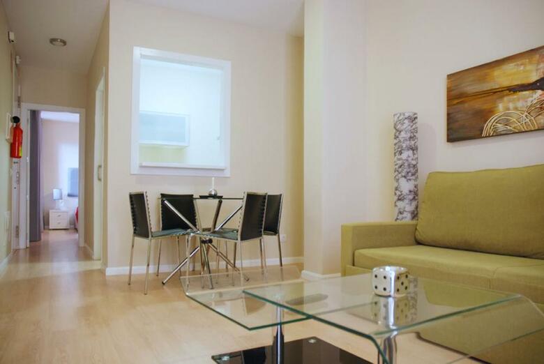 Apartamentos Metr�polis Sevilla