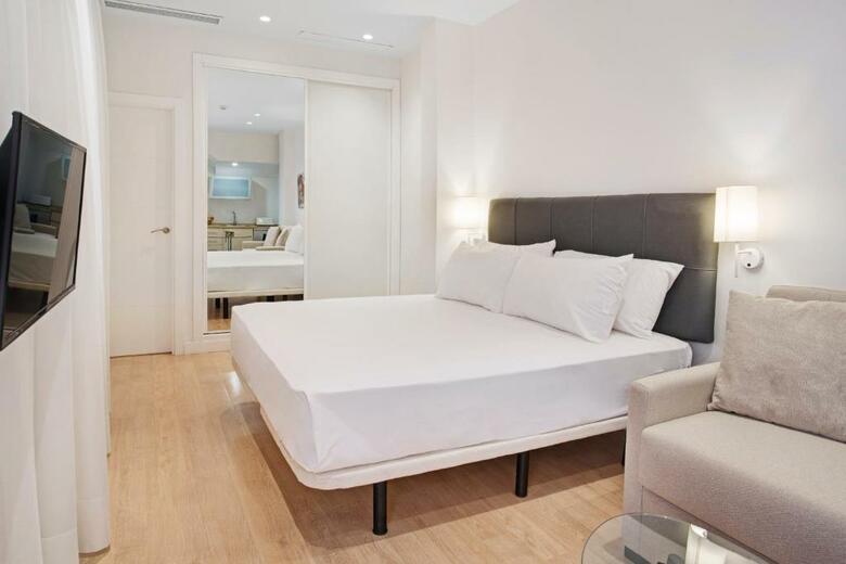Apartamentos Metr�polis Sevilla