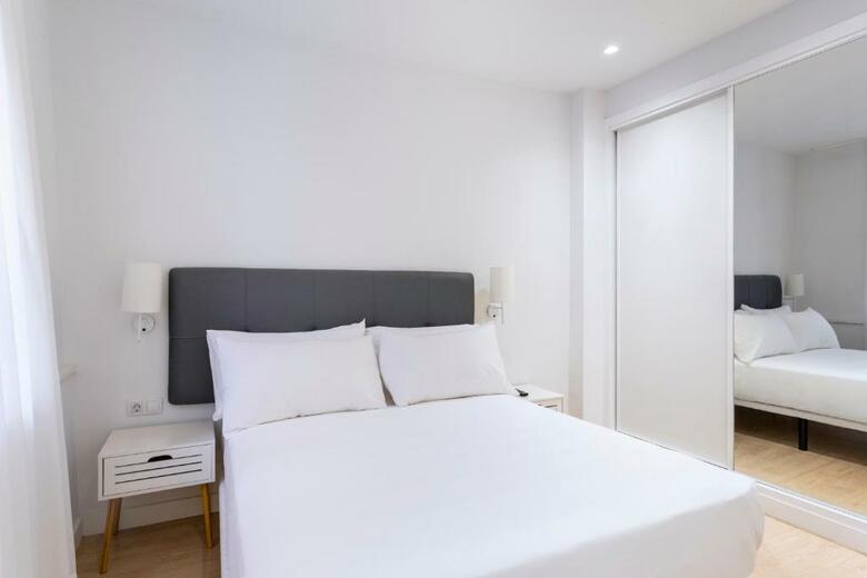 Apartamentos Metr�polis Sevilla