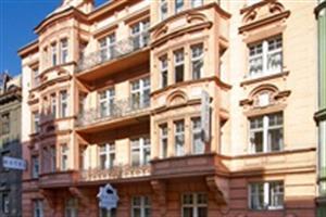 Hotel Taurus
