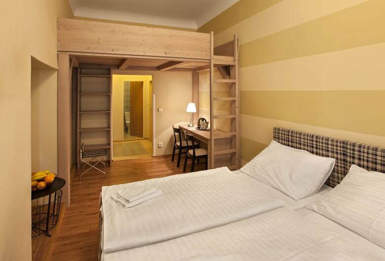 Pension Corto Old Town