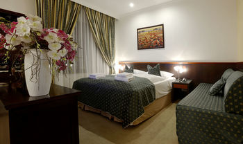 Hotel Grand