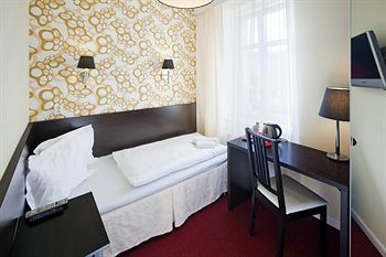 Pension Pytloun Travel Hotel