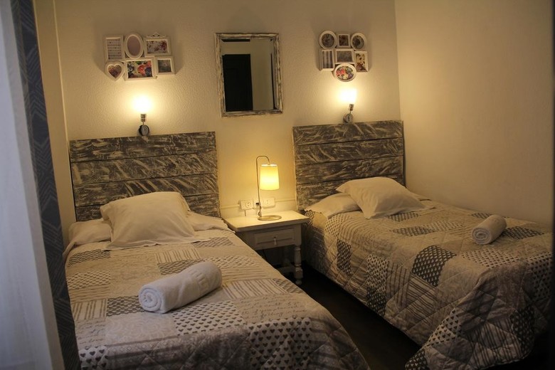 Hotel Oasis Hostel Toledo