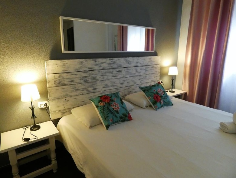 Hotel Oasis Hostel Toledo