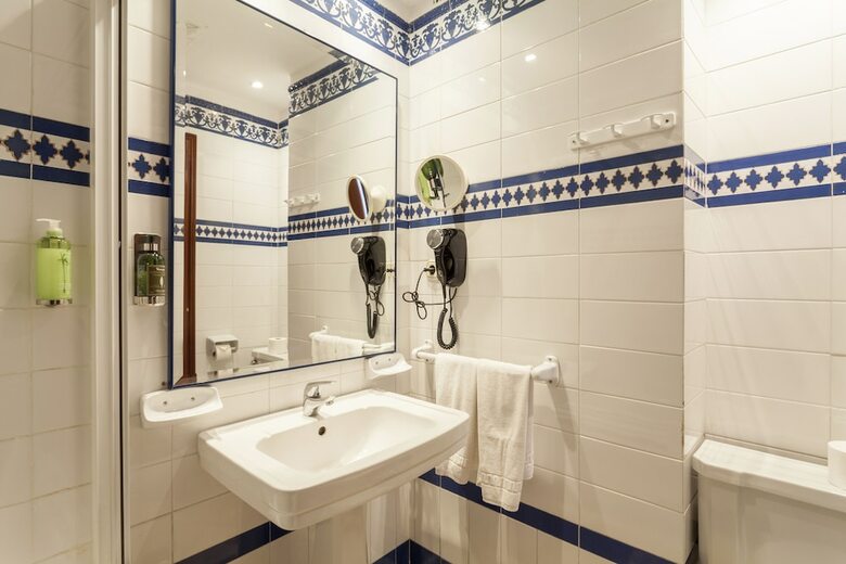 Hotel Baco