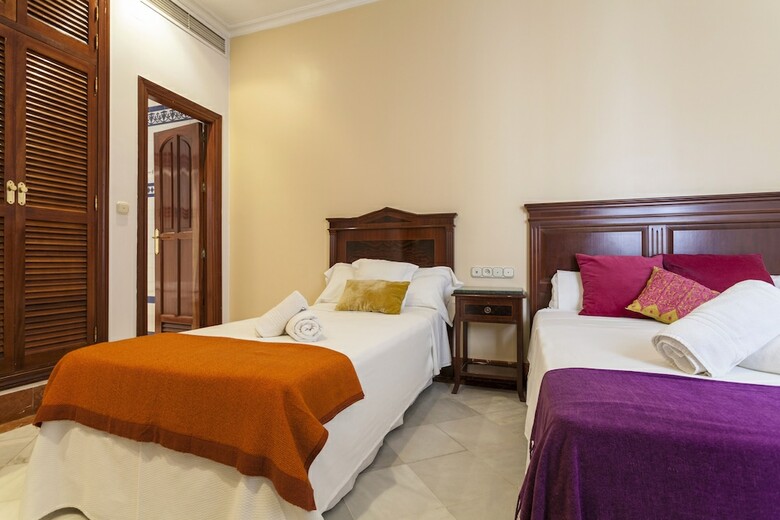 Hotel Baco