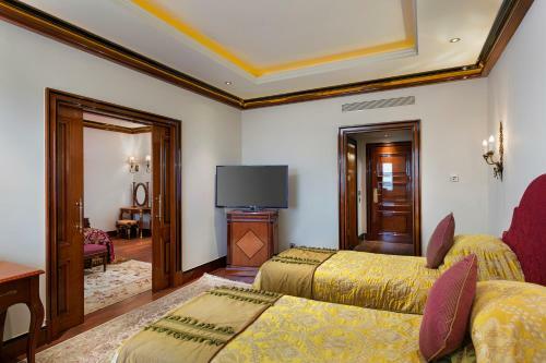 Hotel Mardan Palace