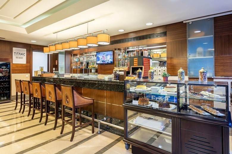 Hotel Titanic Port Bakirkoy