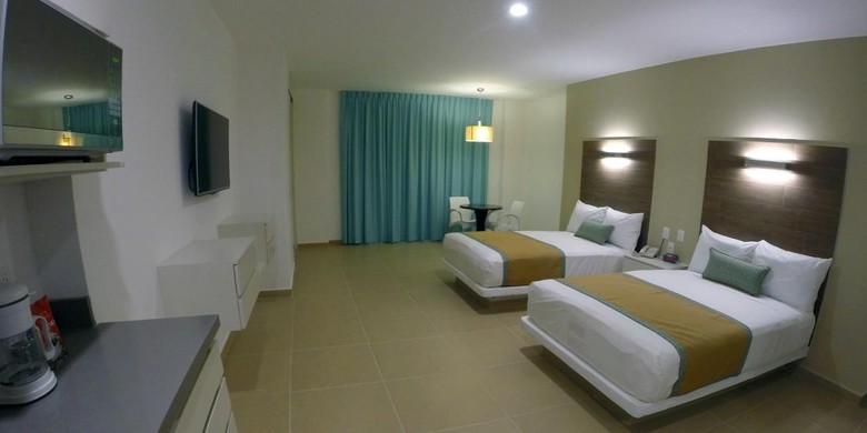 Pacific Palace Beach Tower Hotel