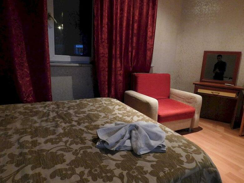 Ast Hotel