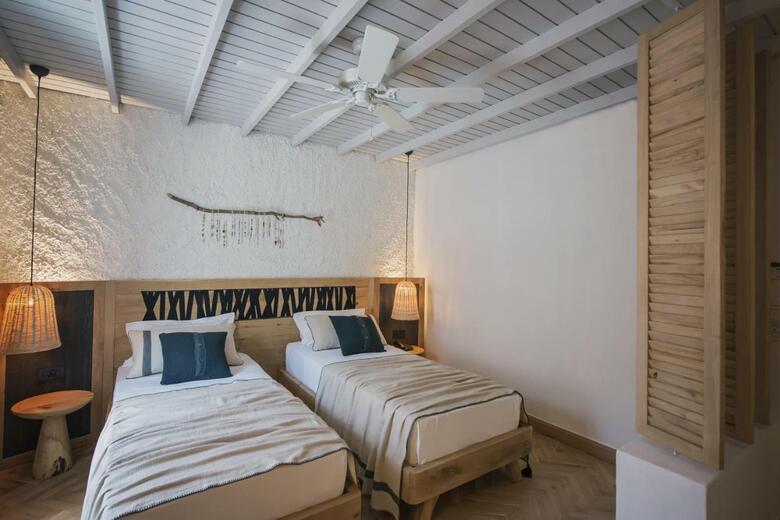 Yacht Boutique Hotel