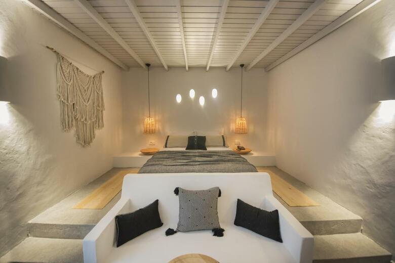 Yacht Boutique Hotel