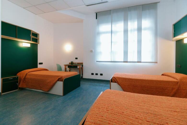 Hostal Open011