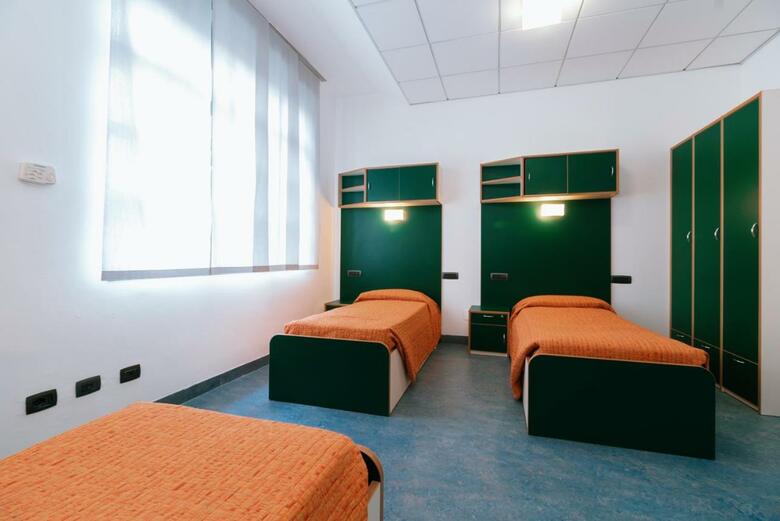 Hostal Open011