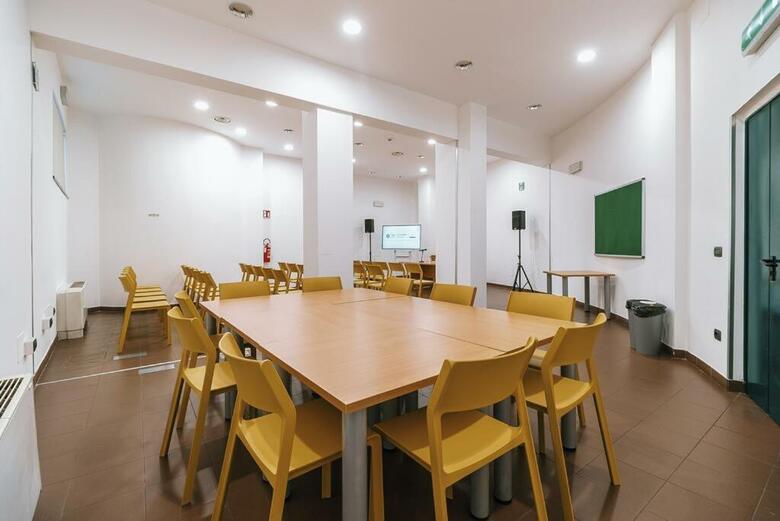 Hostal Open011