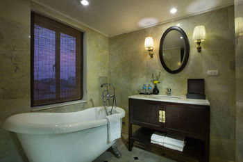 Hanoi Boutique Hotel 1